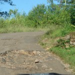 Petite route vers la caverne Liang Bua de «Flo»